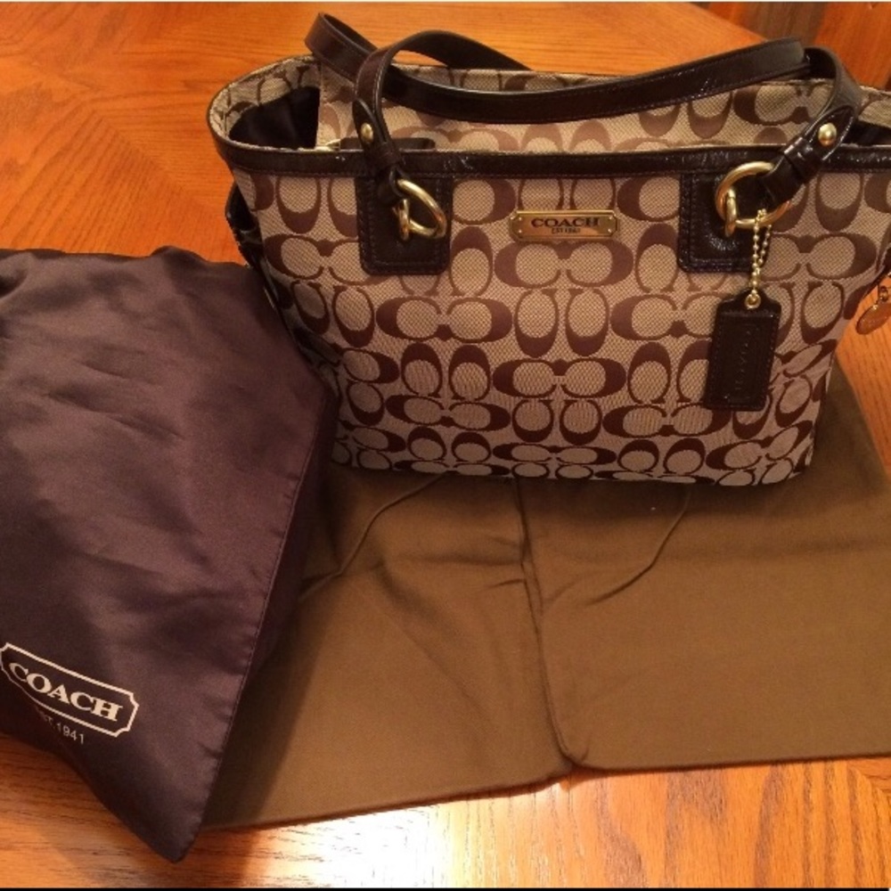 Coach handbag